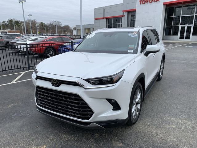 Used 2024 Toyota Grand Highlander Platinum image 1