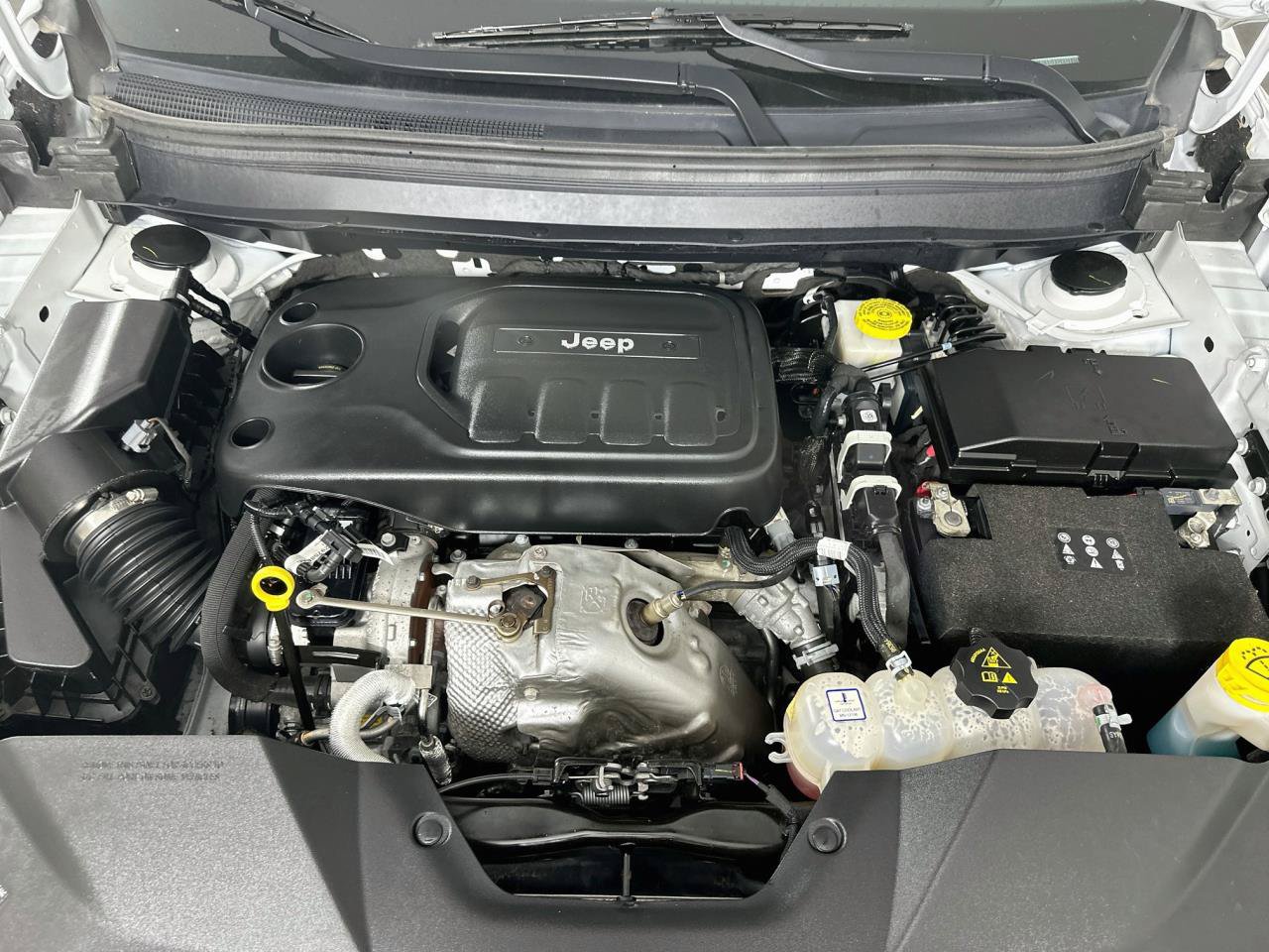 Used 2022 Jeep Cherokee Latitude Lux AWD/4WD image 32