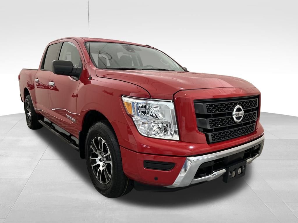 Used 2021 Nissan Titan SV w/ SV Convenience Package image 9