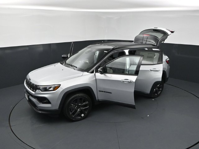 New 2026 Jeep Compass Limited AWD/4WD image 30