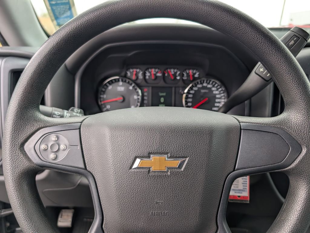 Used 2019 Chevrolet Silverado 1500 Custom w/ LPO, Essentials Package AWD/4WD image 18