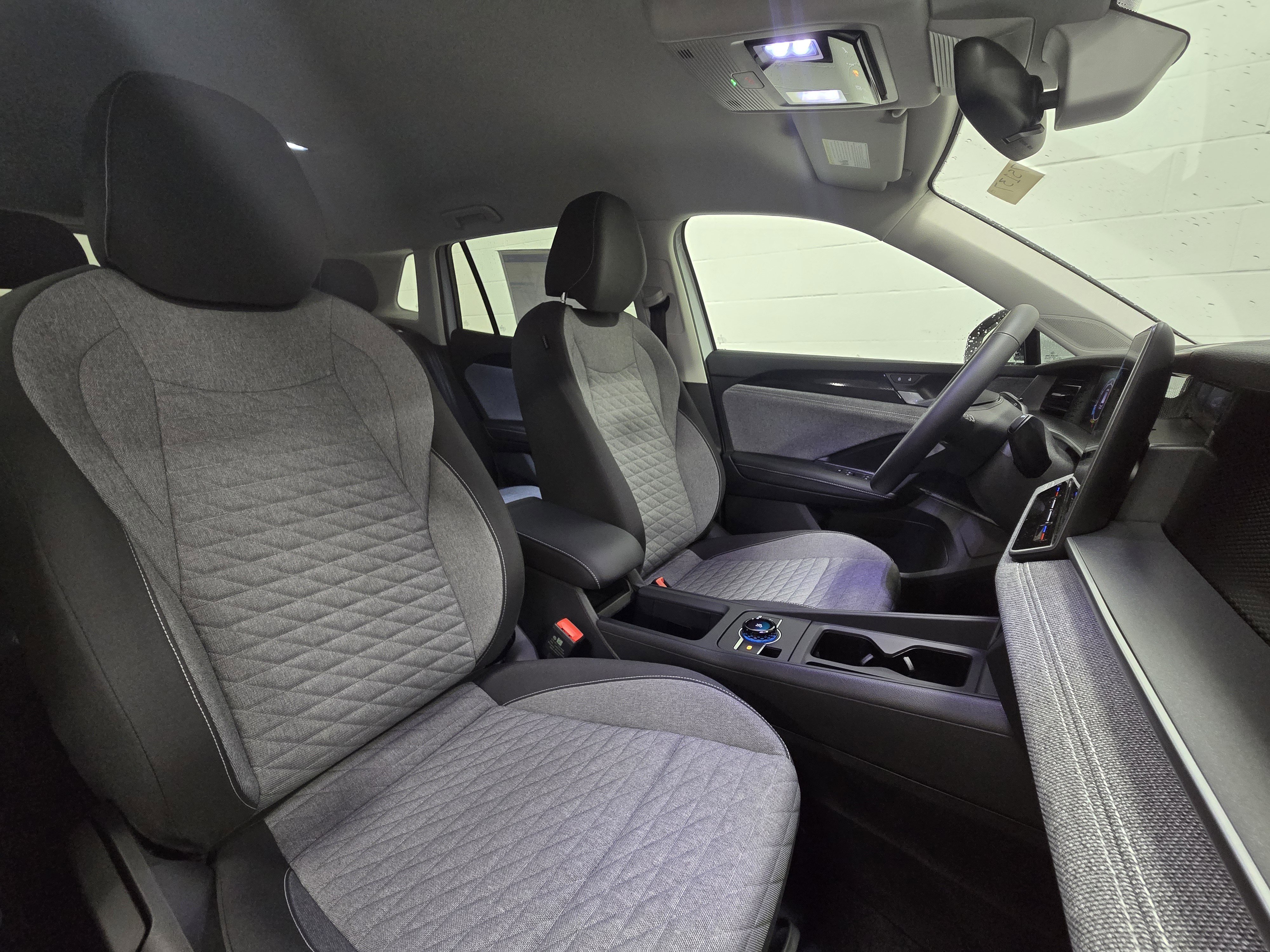 New 2025 Volkswagen Tiguan S image 13