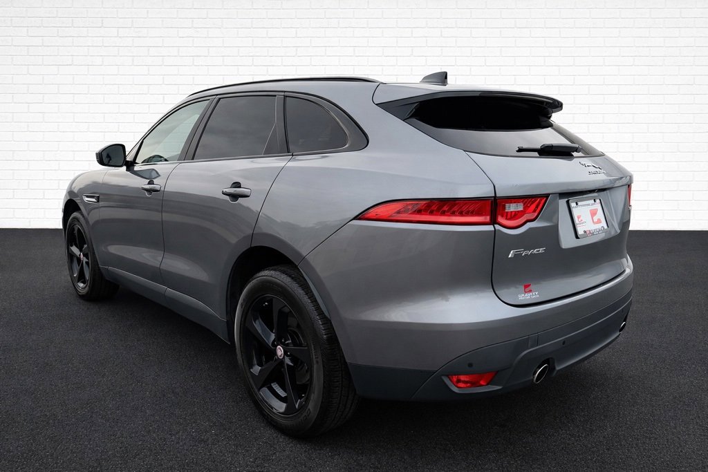 Used 2020 Jaguar F-PACE Premium image 6