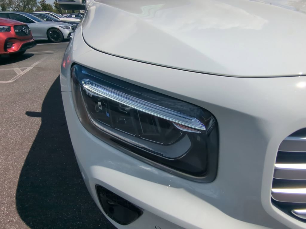 New 2025 Mercedes-Benz GLB 250 GLB 250 image 21