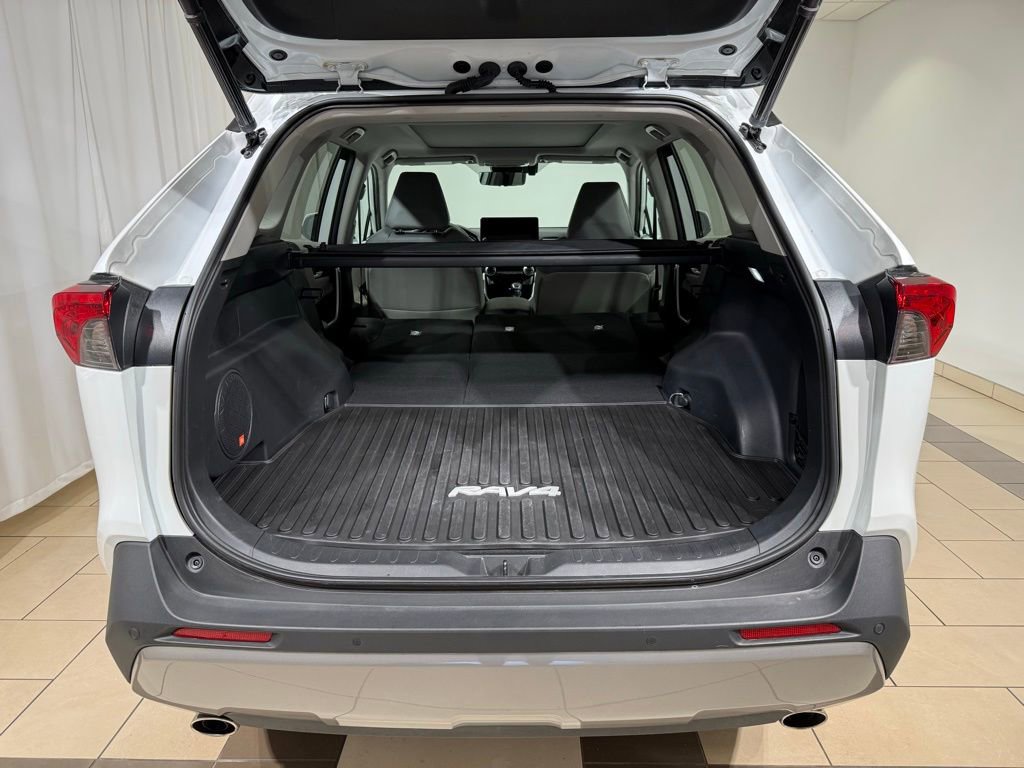 Used 2023 Toyota RAV4 Limited AWD/4WD image 12