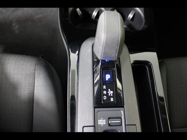 Used 2025 Toyota Prius LE FWD image 28