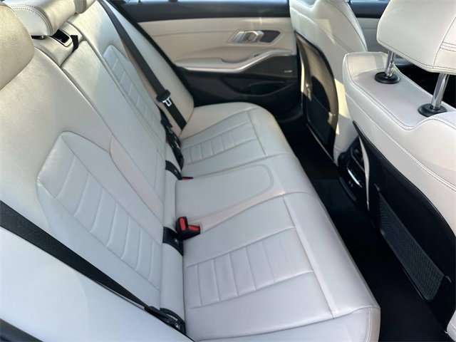 Used 2023 BMW M340i xDrive image 28