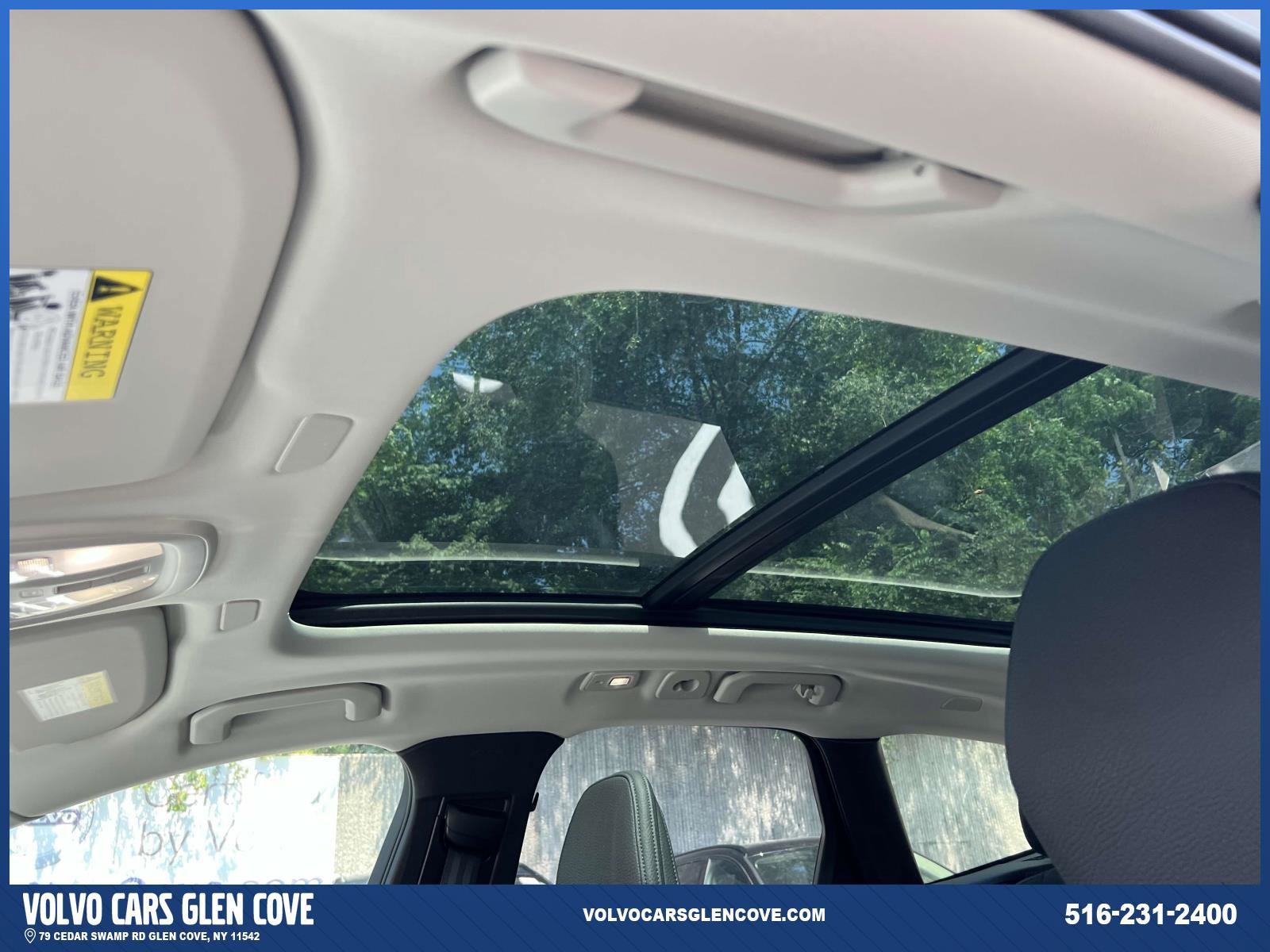 Certified 2025 Volvo XC60 T8 Plus w/ Protection Package Premier image 19