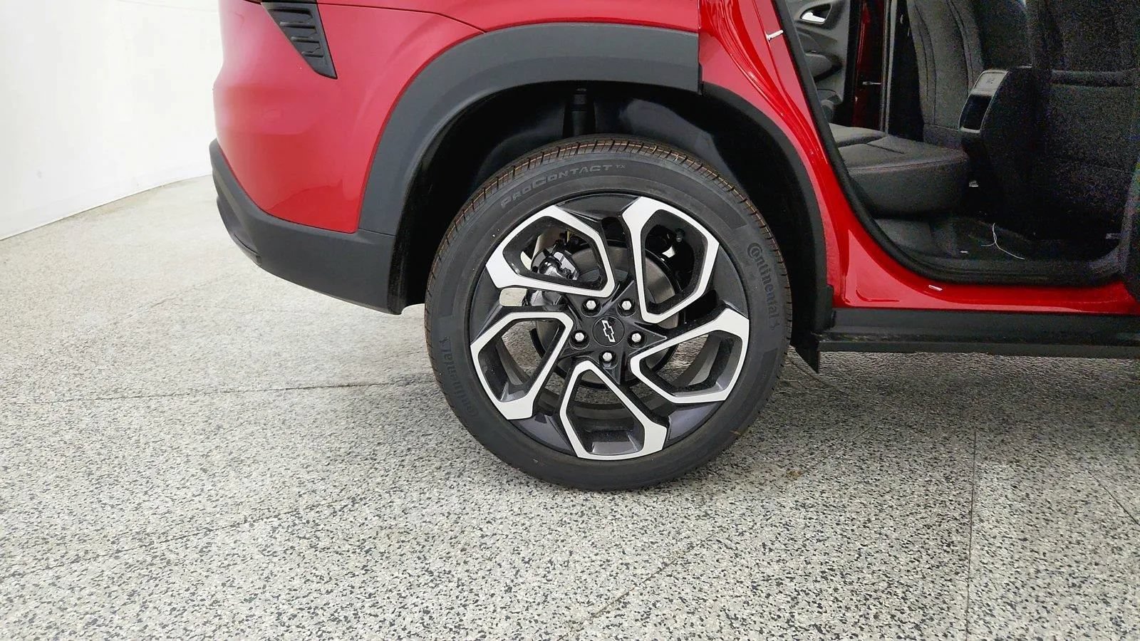 New 2026 Chevrolet Trax RS w/ Driver Confidence Package FWD image 58