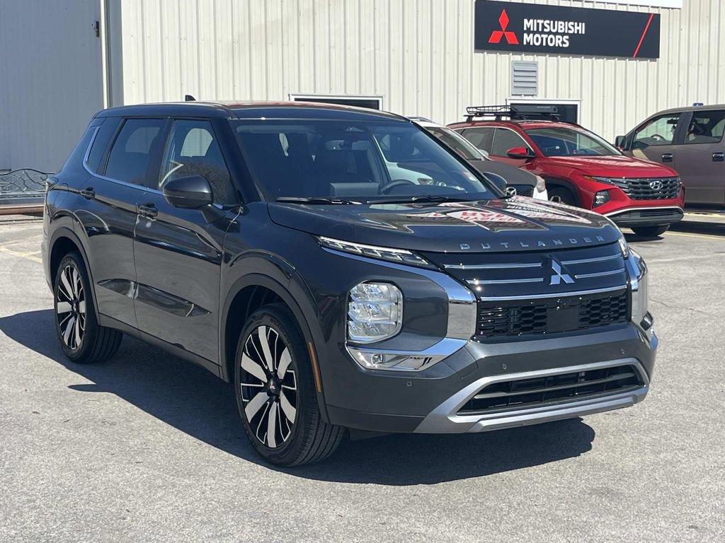 New 2026 Mitsubishi Outlander SE FWD image 6