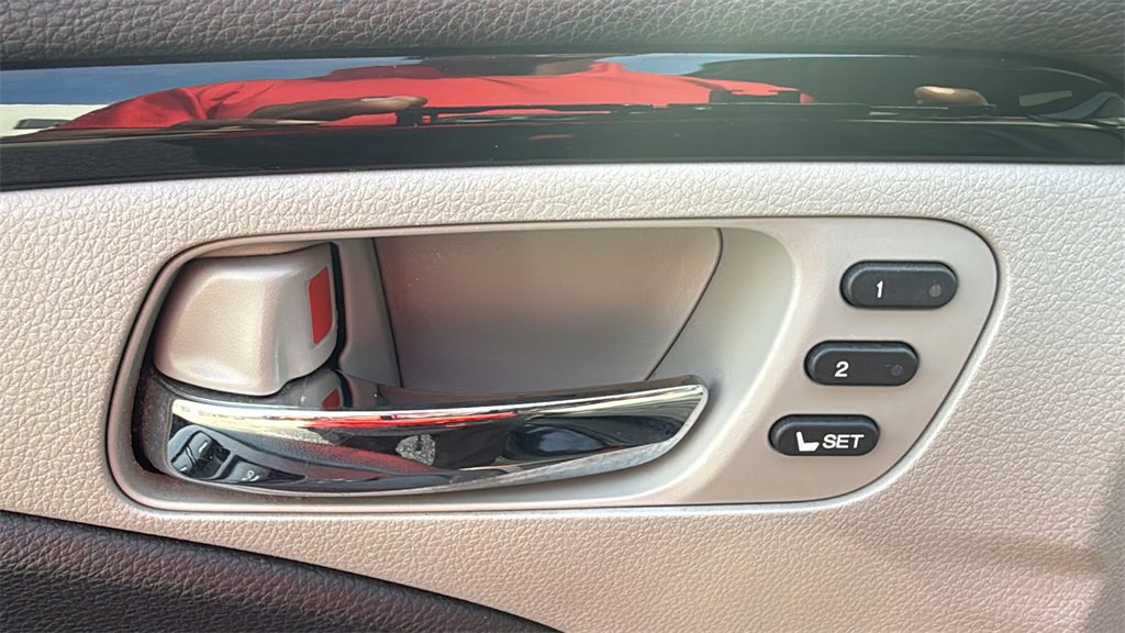 Used 2017 Honda Pilot Touring image 20