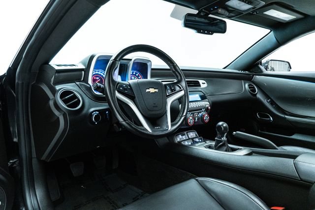 Used 2012 Chevrolet Camaro SS RWD image 22