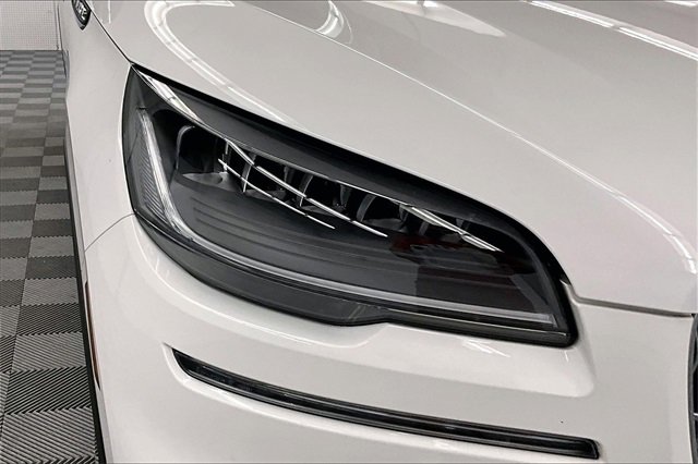 Used 2023 Lincoln Aviator Reserve w/ Elements Package Plus image 31