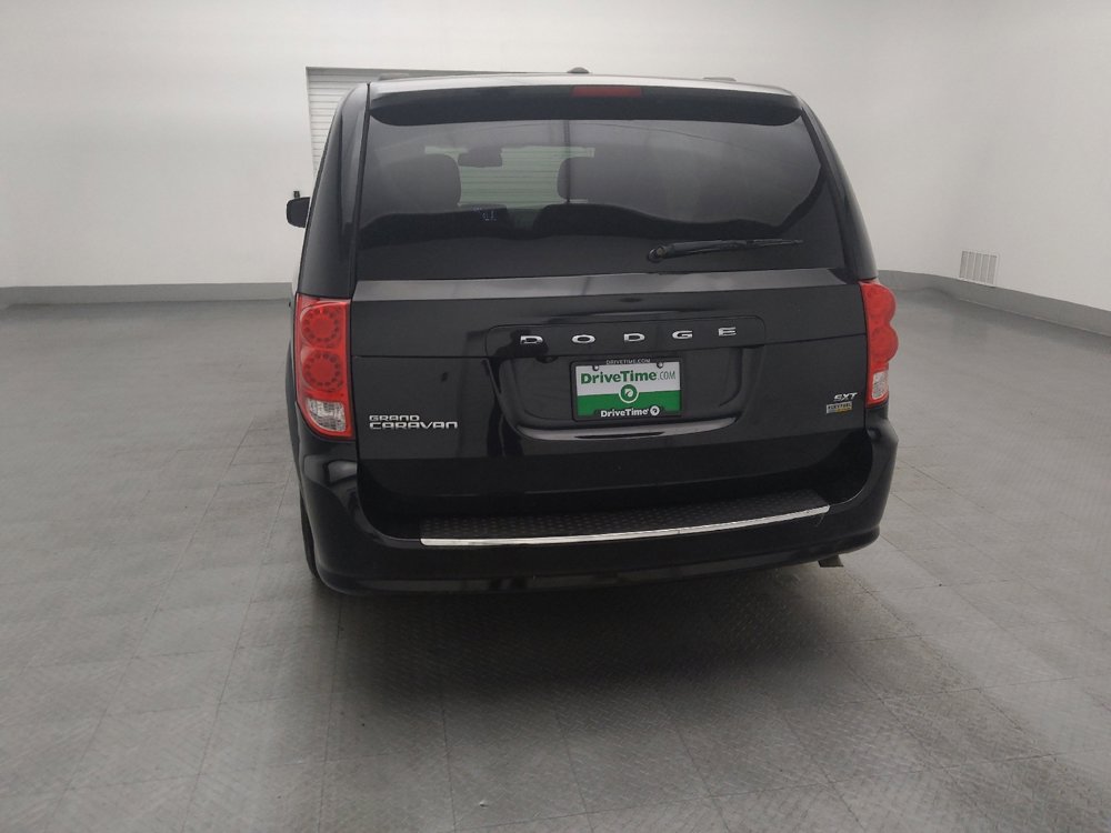 Used 2019 Dodge Grand Caravan SXT FWD image 6