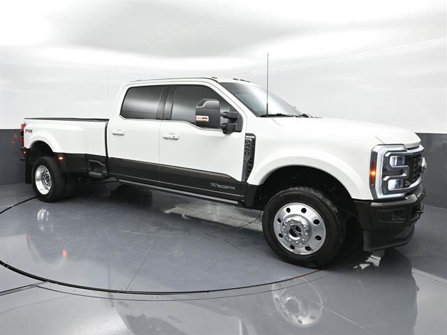 Used 2025 Ford F450 King Ranch w/ FX4 Off-Road Package AWD/4WD image 2