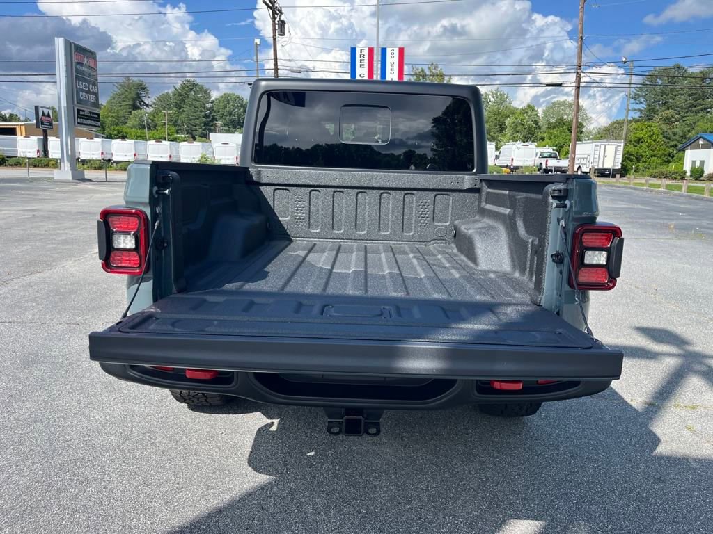 New 2025 Jeep Gladiator Rubicon w/ Convenience Group image 17