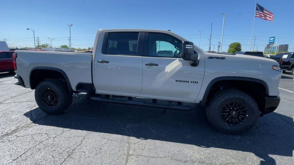 New 2026 Chevrolet Silverado 2500 ZR2 w/ LPO, Dark Essentials Package AWD/4WD image 3