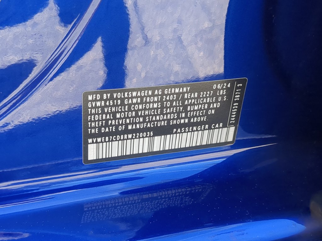 Certified 2024 Volkswagen Golf R AWD/4WD image 34
