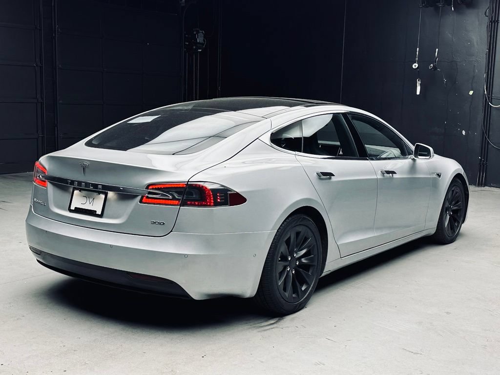 Used 2016 Tesla Model S 90D AWD/4WD image 7