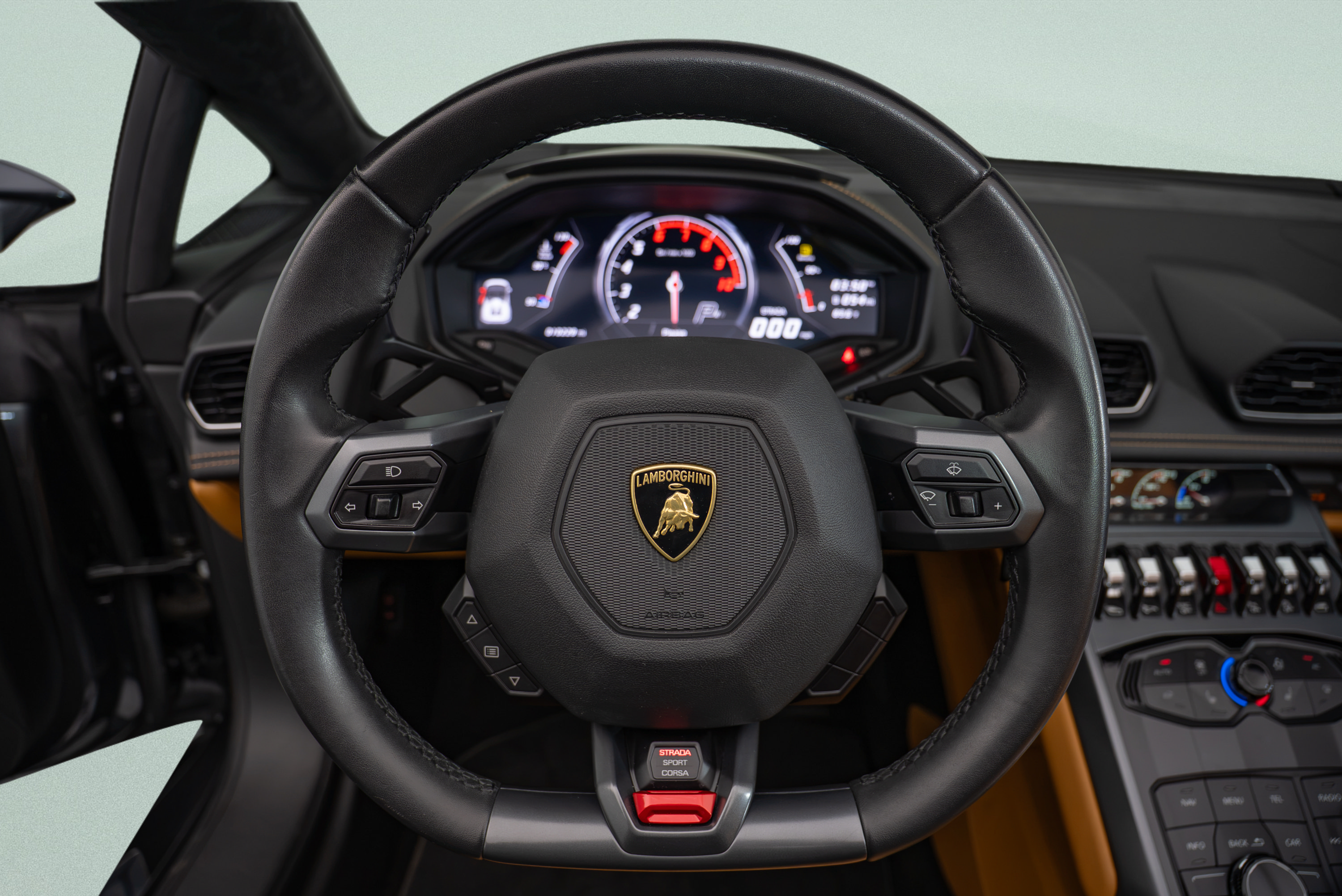 Used 2019 Lamborghini Huracan LP 580-2 RWD image 14