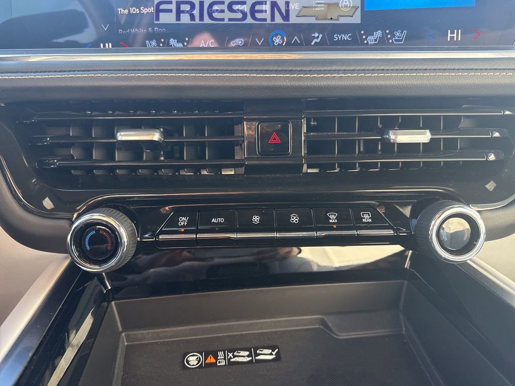 Used 2025 Chevrolet Suburban Premier image 20