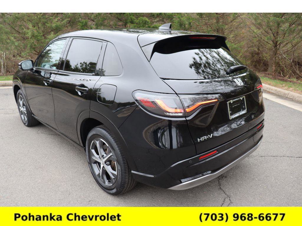 Used 2023 Honda HR-V EX-L image 5