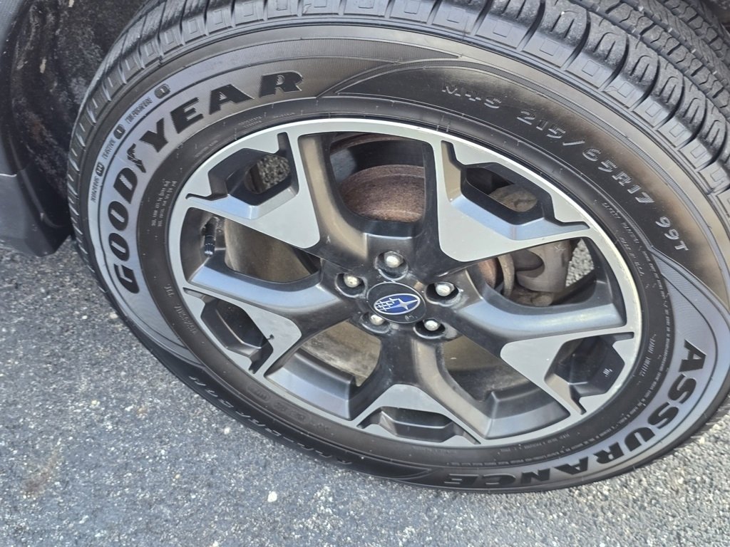 Used 2019 Subaru Crosstrek 2.0i Premium image 12