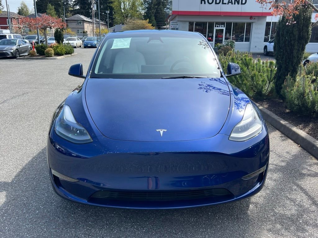 Used 2024 Tesla Model Y Long Range AWD/4WD image 5