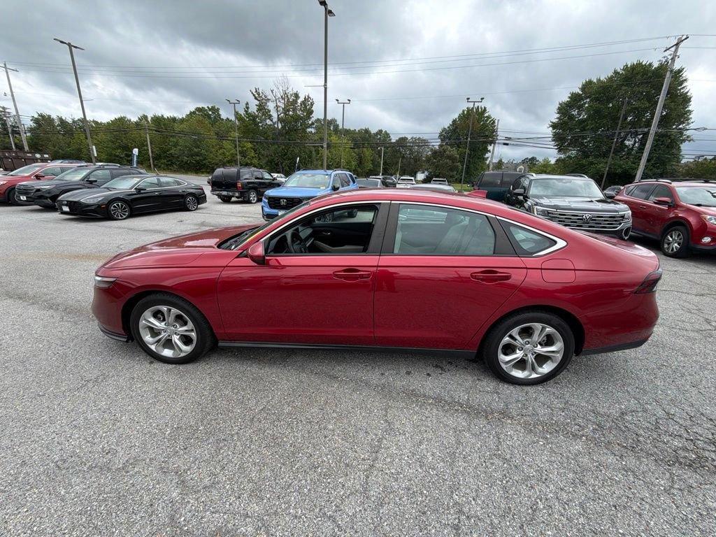 Used 2023 Honda Accord LX image 5