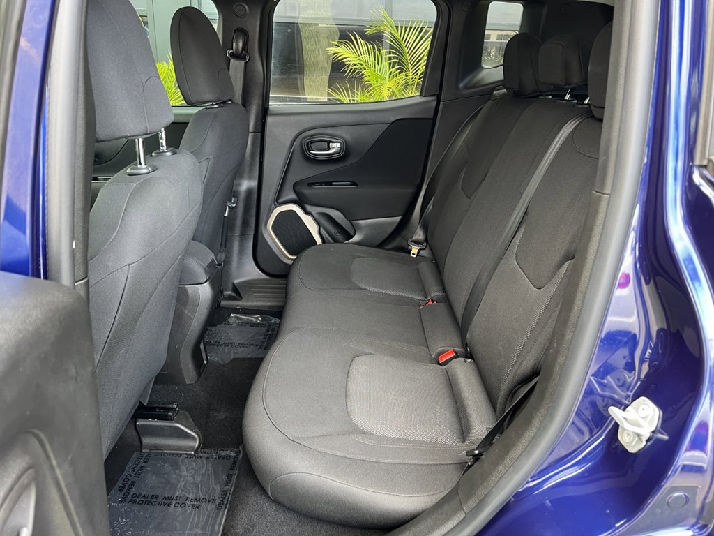 Used 2017 Jeep Renegade Sport w/ Power & Air Group FWD image 11