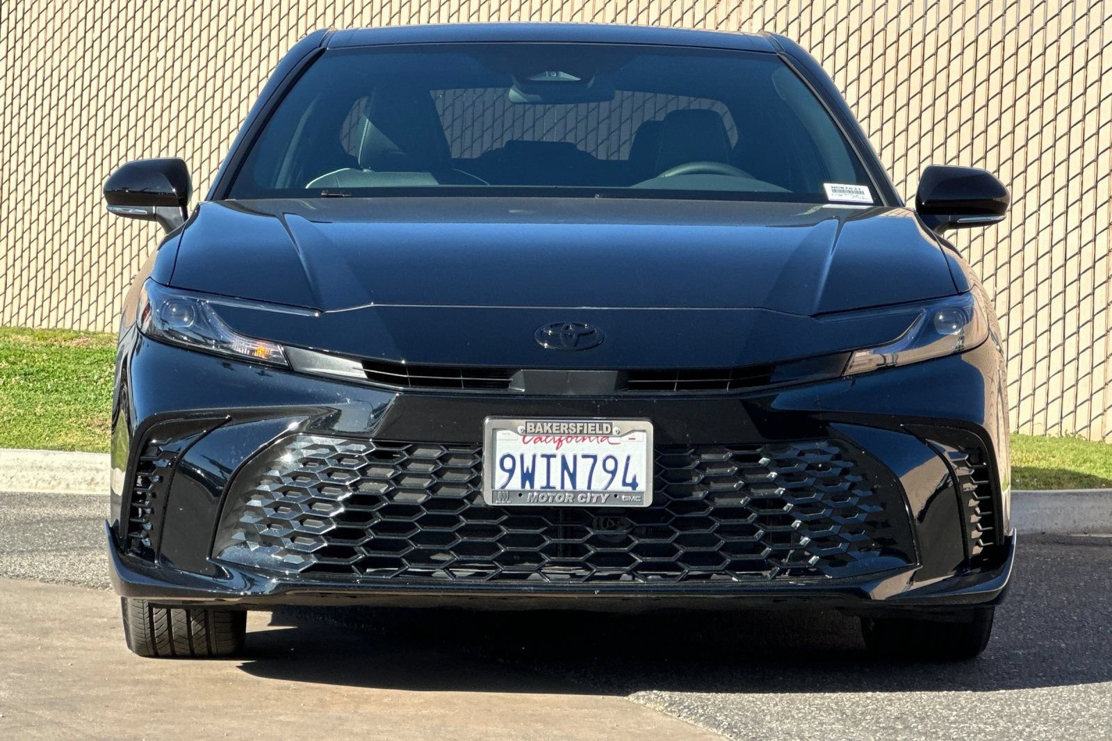 Used 2026 Toyota Camry Hybrid FWD image 9