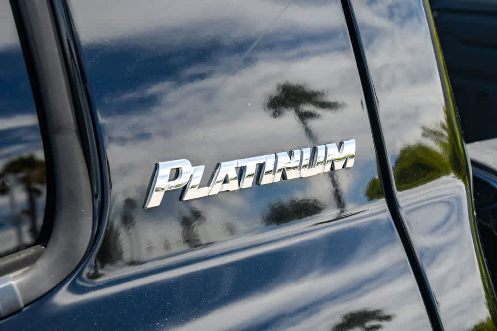 Used 2013 Toyota Tundra Platinum w/ Platinum Pkg RWD image 20