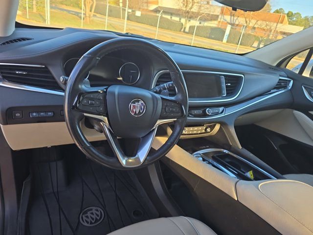 Used 2023 Buick Enclave Avenir image 16