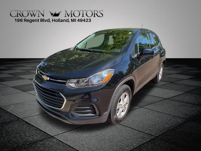 Used 2017 Chevrolet Trax LS AWD/4WD image 3