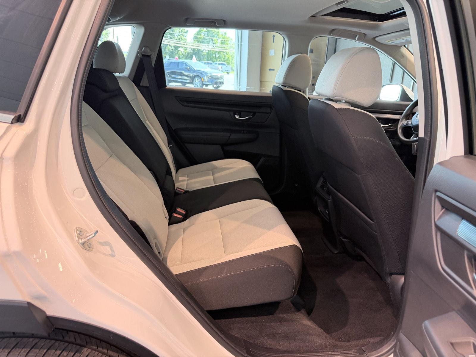 Used 2026 Honda CR-V EX image 25
