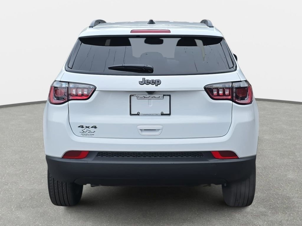 New 2026 Jeep Compass Latitude AWD/4WD image 6
