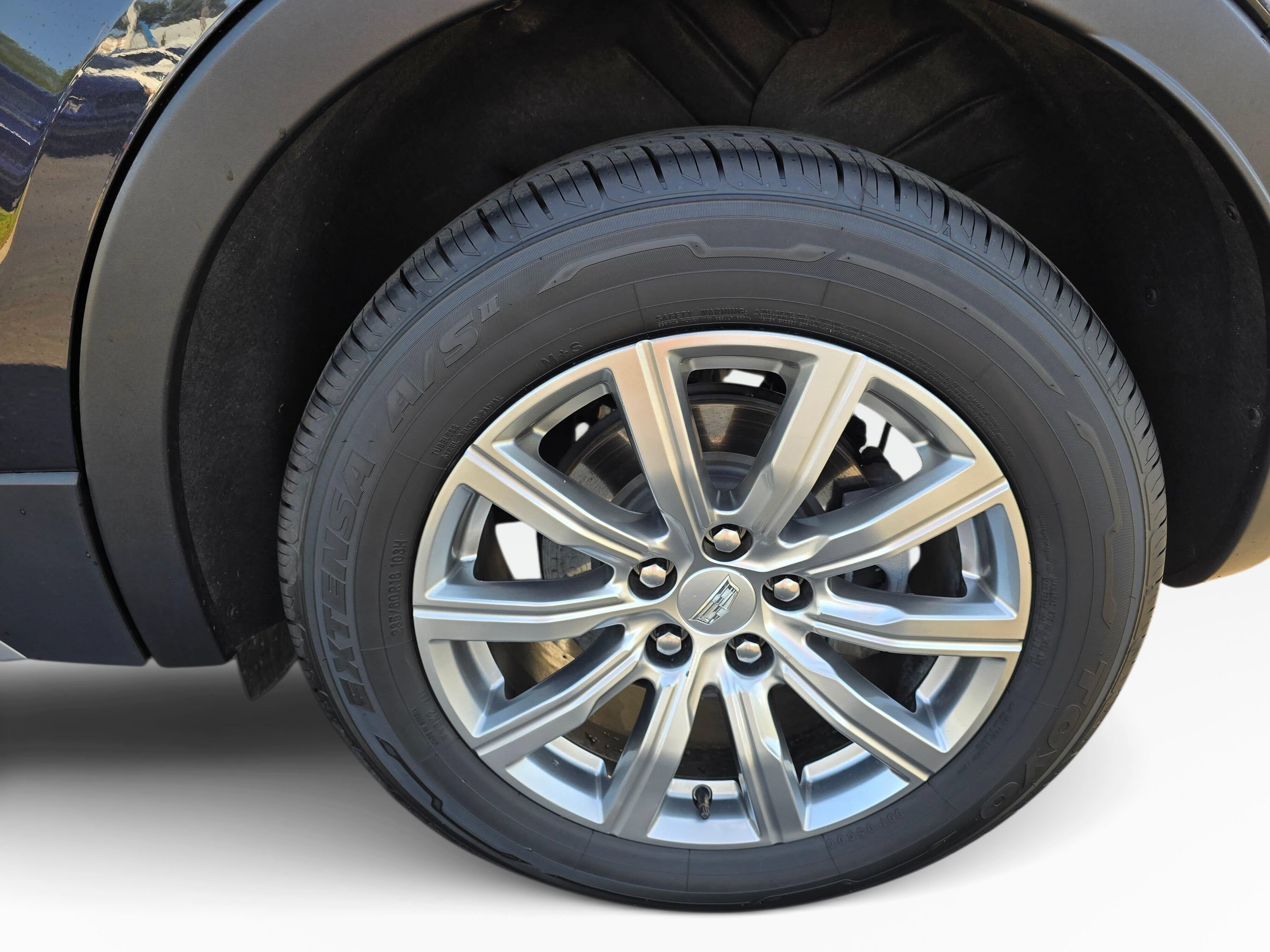 Used 2023 Cadillac XT4 Premium Luxury AWD/4WD image 20