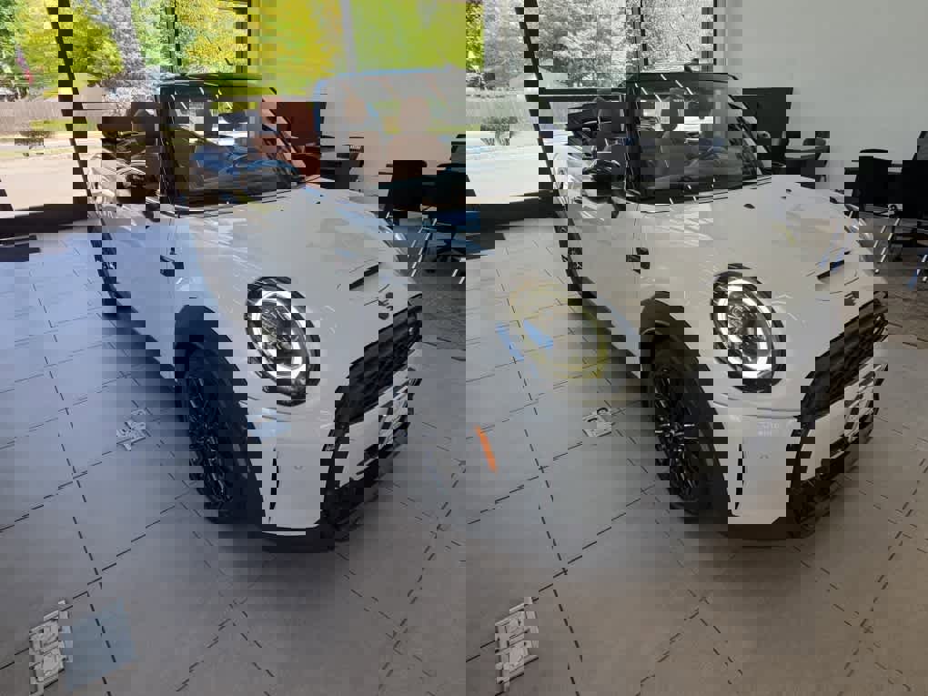 Certified 2024 MINI Cooper S FWD image 35
