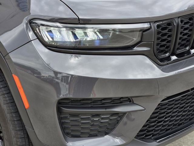 Certified 2024 Jeep Grand Cherokee Altitude AWD/4WD image 10