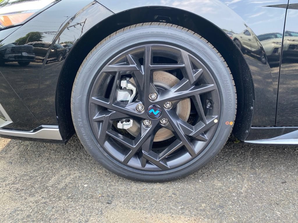 New 2026 Hyundai Elantra N Line FWD image 9