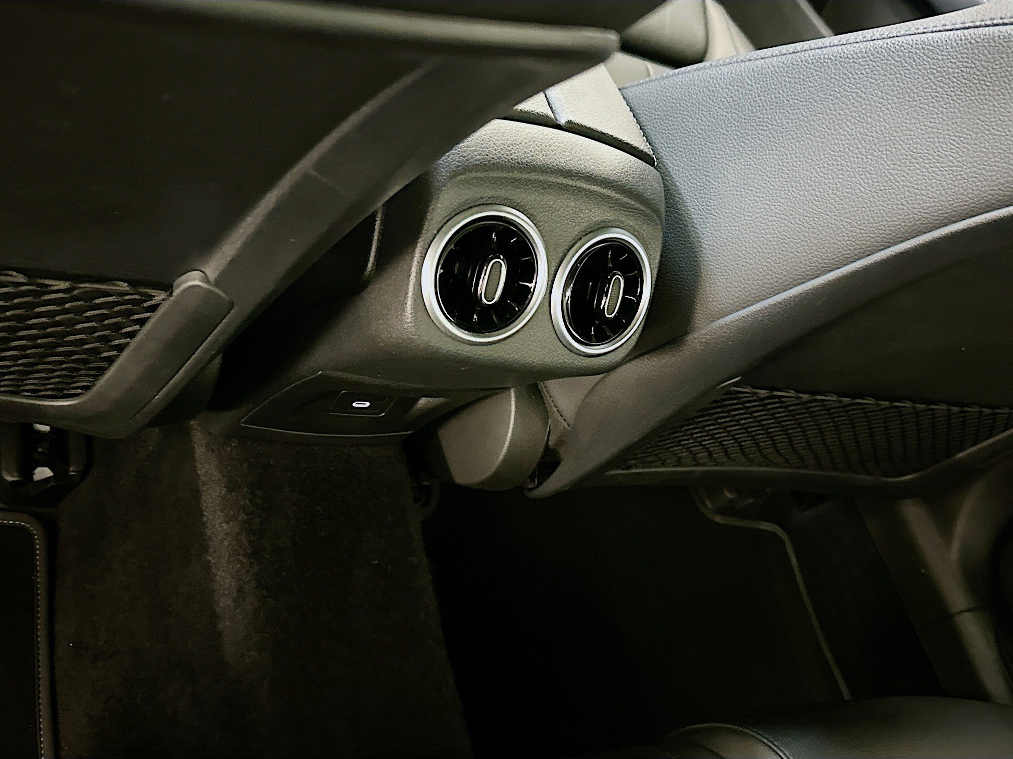 Used 2025 Mercedes-Benz CLA 250 4MATIC image 28