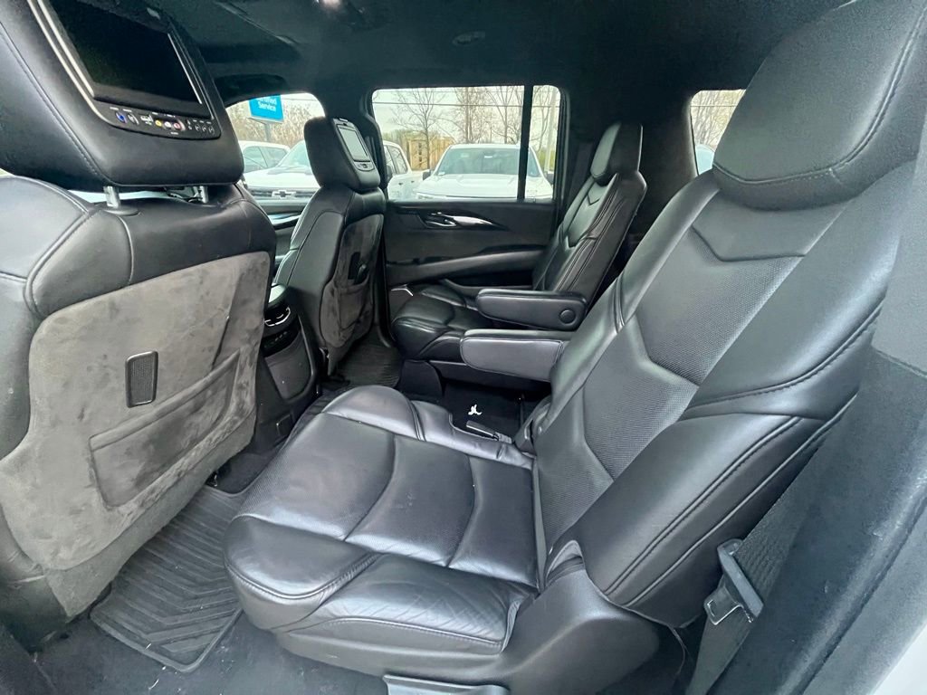 Used 2018 Cadillac Escalade ESV Platinum image 13