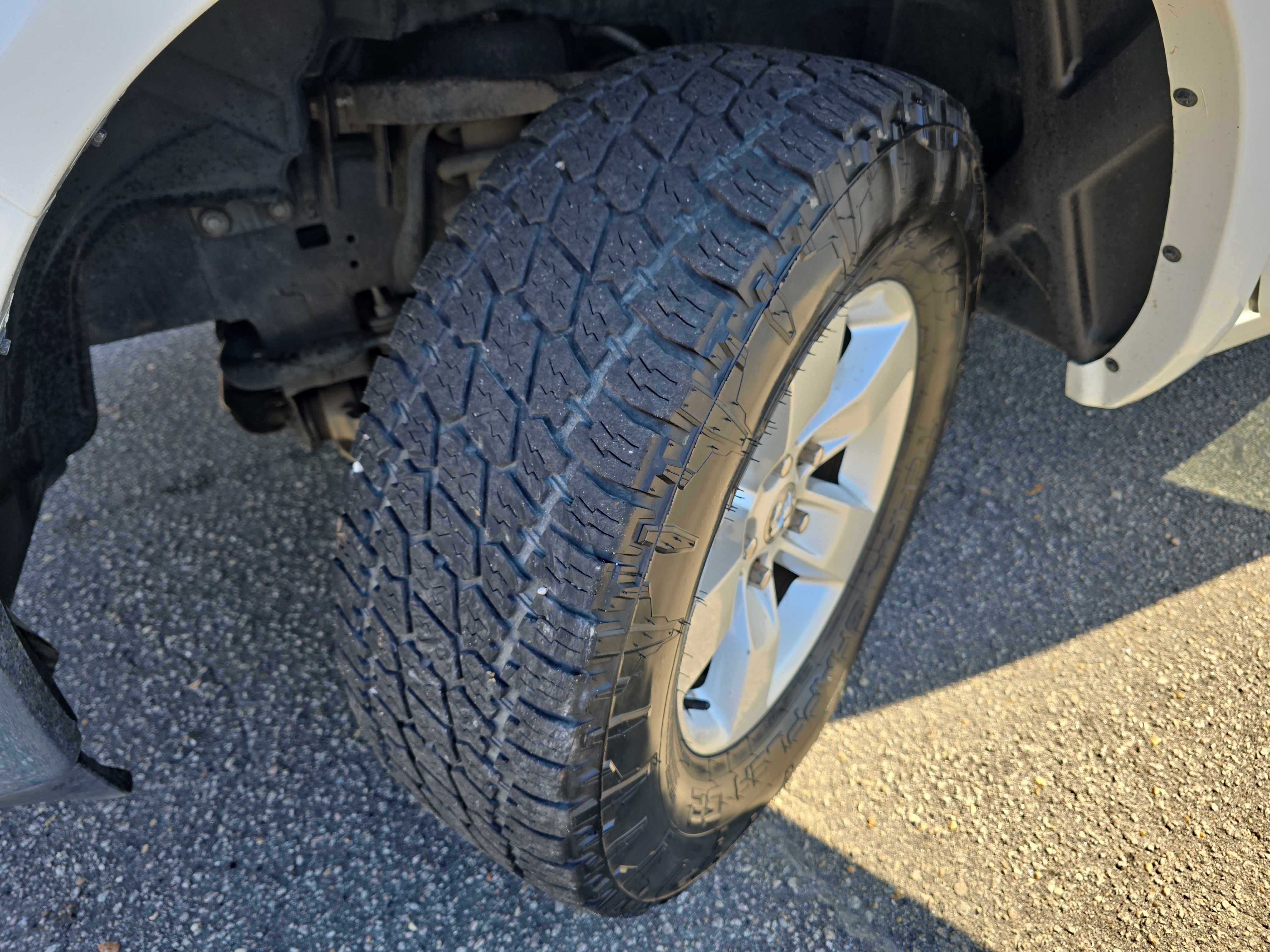 Used 2014 RAM 1500 Outdoorsman image 32