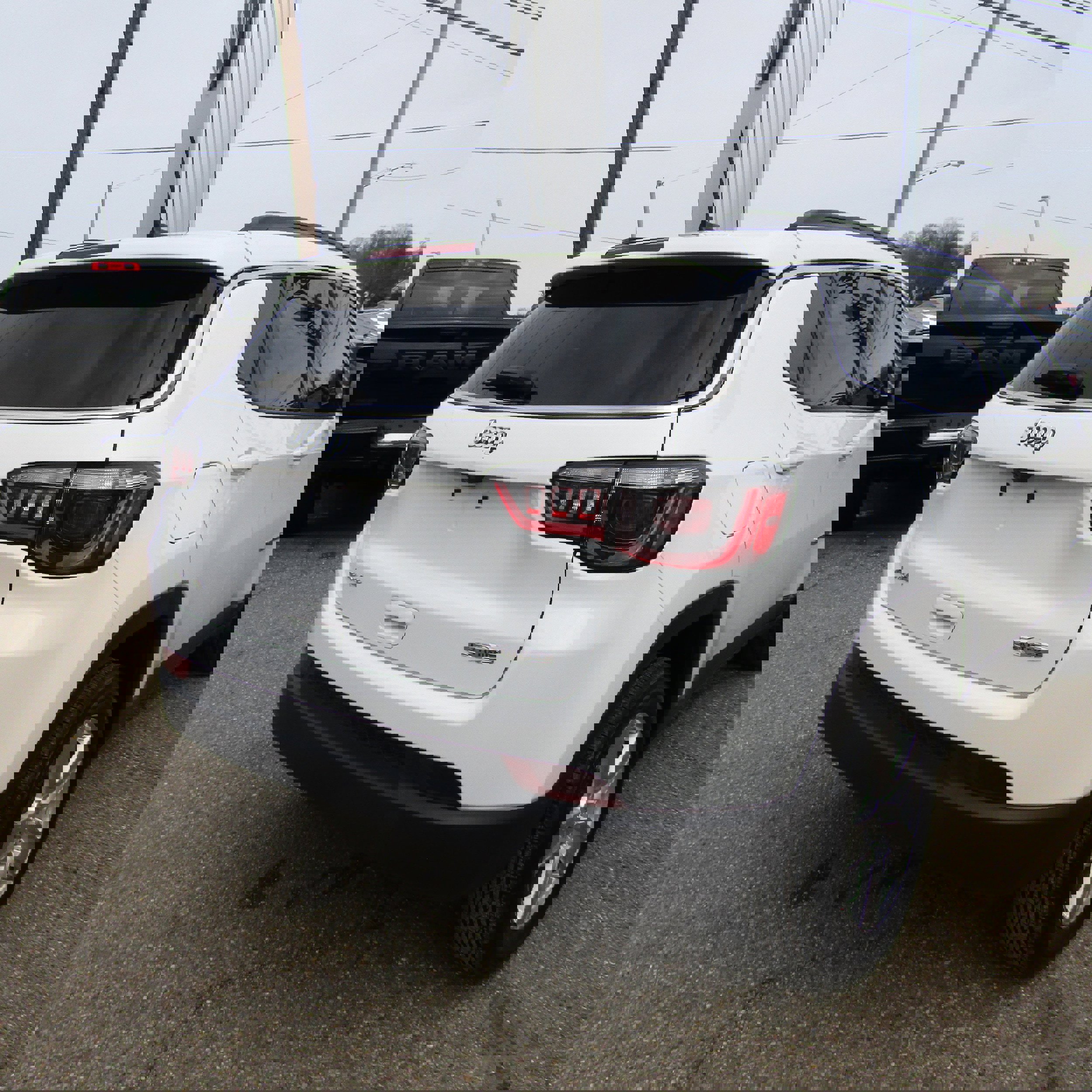 Used 2022 Jeep Compass Latitude w/ Sun and Sound Group image 7