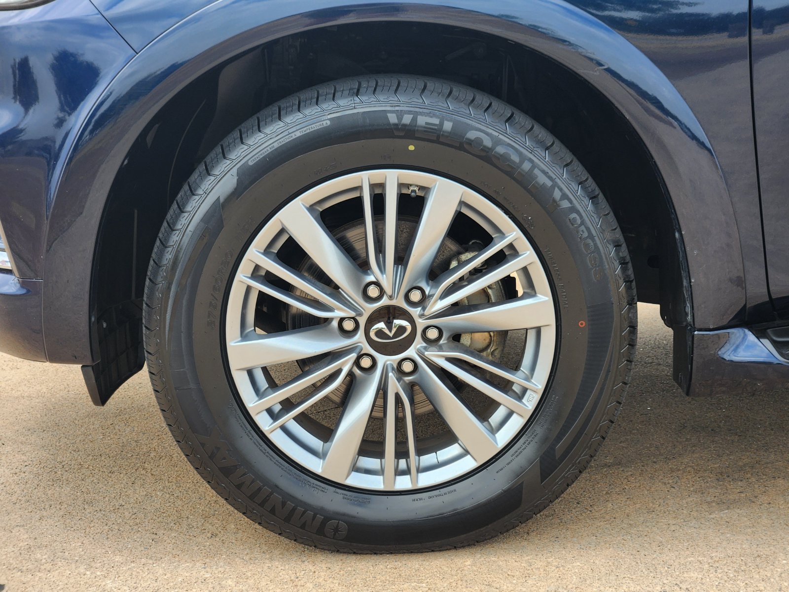Used 2024 INFINITI QX80 Luxe RWD image 14