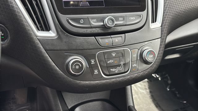 Used 2024 Chevrolet Malibu LS w/ Driver Confidence Package FWD image 30