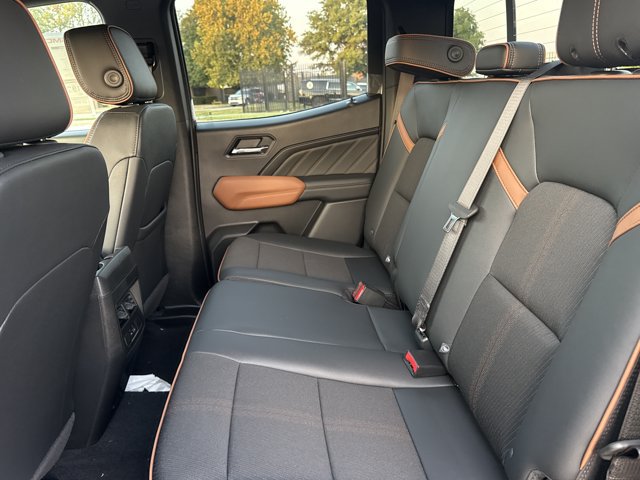 New 2026 GMC Canyon AT4 AWD/4WD image 6