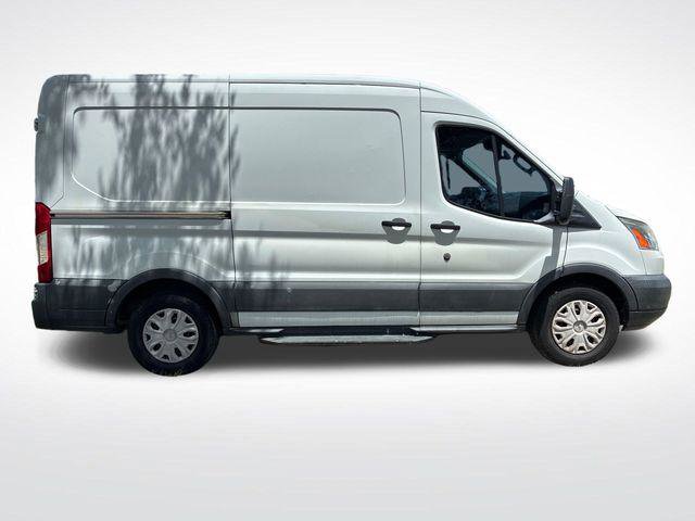 Used 2017 Ford Transit 150 130 Medium Roof w/ Exterior Upgrade Package RWD image 33