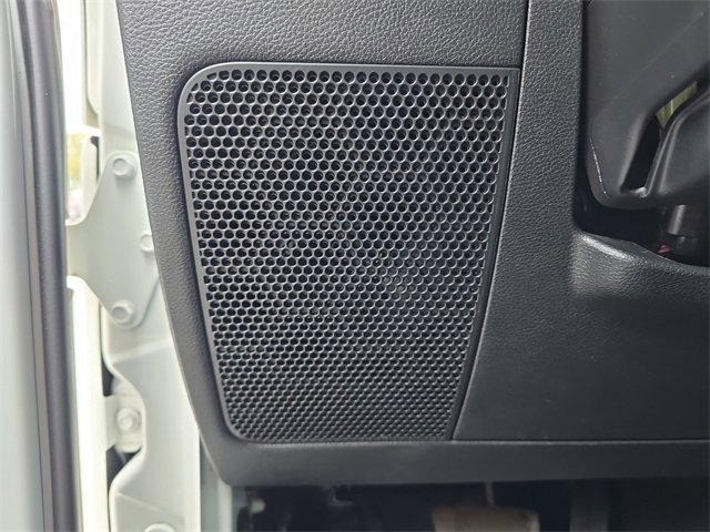 Used 2017 Jeep Wrangler Unlimited Sahara w/ Connectivity Group image 14