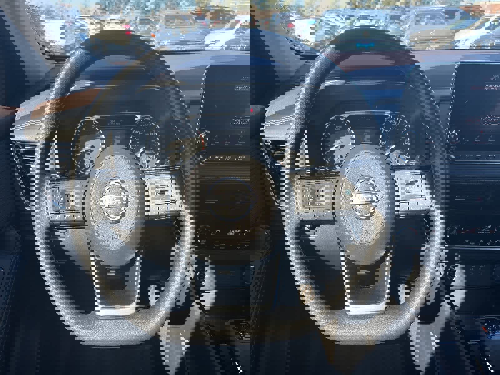 Used 2022 Nissan Rogue SV image 22